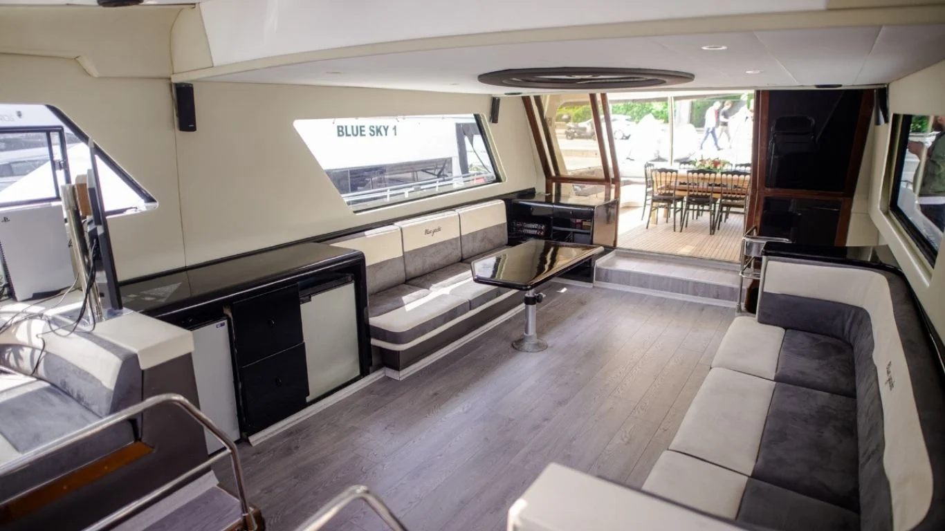 Yacht charter in istanbul