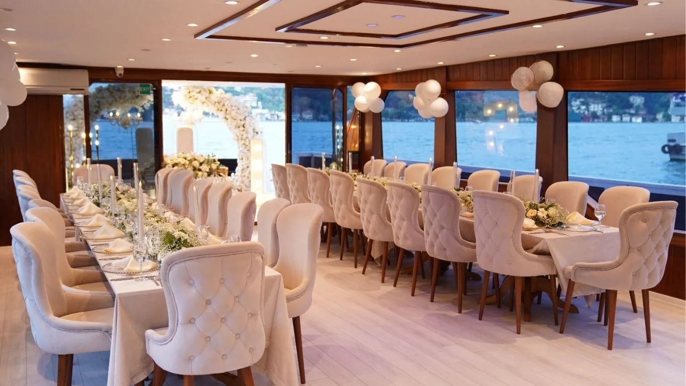 Yacht charter in istanbul